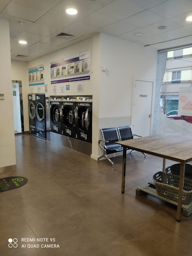 LAVANDERÍA AUTOSERVICIO LA COLADA ALCALA LA REAL