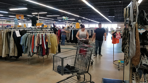 Thrift Store «Thrift Town», reviews and photos, 3900 Menaul Blvd NE, Albuquerque, NM 87110, USA