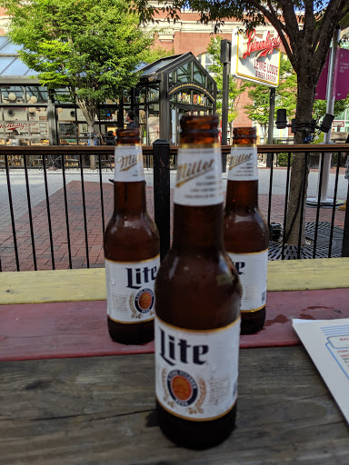 Live Music Bar «Tin Roof», reviews and photos, 32 Market Pl, Baltimore, MD 21202, USA