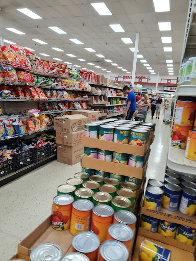 Grocery Store «R-N Market», reviews and photos, 6670 N Cedar Ave, Fresno, CA 93710, USA