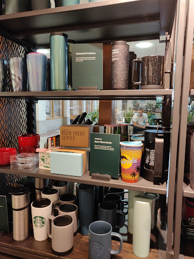 Coffee Shop «Starbucks», reviews and photos, 1600 S Andrews Ave, Fort Lauderdale, FL 33316, USA