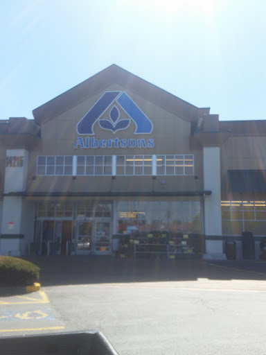 Grocery Store «Albertsons», reviews and photos, 14215 SE Petrovitsky Rd, Renton, WA 98058, USA