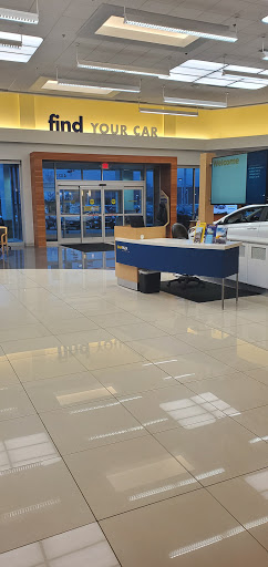 Used Car Dealer «CarMax», reviews and photos, 4431 28th St SE, Kentwood, MI 49512, USA