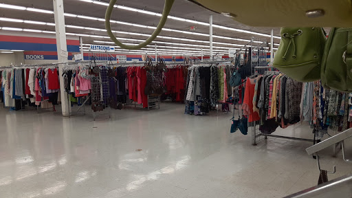Thrift Store «Village Discount Outlet», reviews and photos, 3500 Cleveland Ave, Columbus, OH 43224, USA