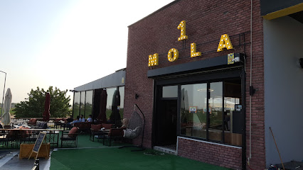 1 Mola Cafe