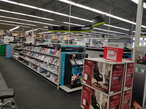 Office Supply Store «Staples», reviews and photos, 6767 S Vine St, Centennial, CO 80122, USA