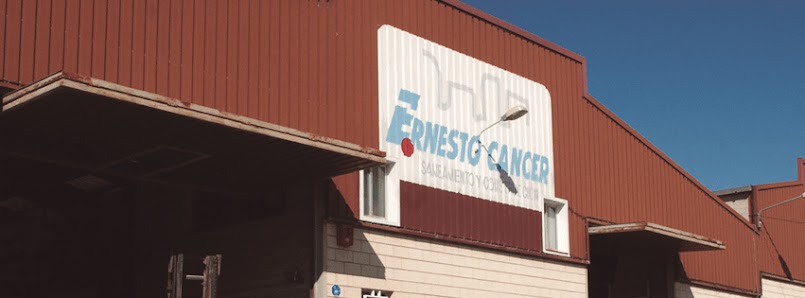 Ernesto Cancer (Construcción) Calle Adahuesca, 1 naves 14-15, 22300 Barbastro, Huesca, España