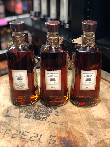 Liquor Store «11th Avenue Liquor», reviews and photos, 1040 SE Hawthorne Blvd, Portland, OR 97214, USA