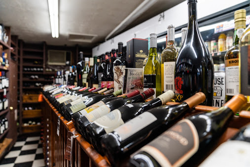 Ocean Liquor Store, 2005 Huntington Dr, South Pasadena, CA 91030, USA, 