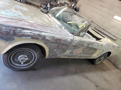 Auto Body Shop «Maverick Auto Body Shop», reviews and photos, 1805 Spring Garden St, Greensboro, NC 27403, USA