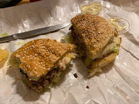 Plats et boissons du Restaurant de hamburgers LE CAB Biarritz - Le comptoir à burger - n°12