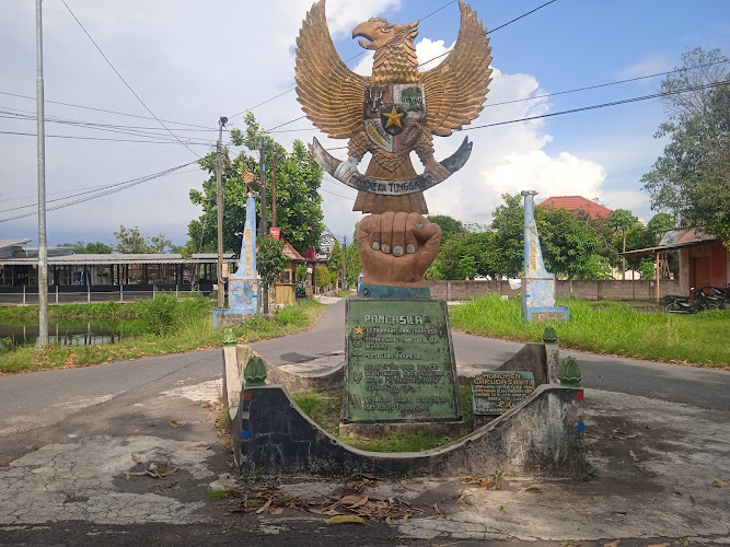 Patung Monumen Garuda Sakti