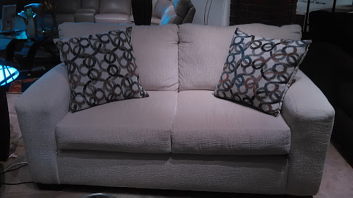 Furniture Store «Rooms To Go Furniture Store - Altamonte Springs», reviews and photos, 464 FL-436, Altamonte Springs, FL 32714, USA