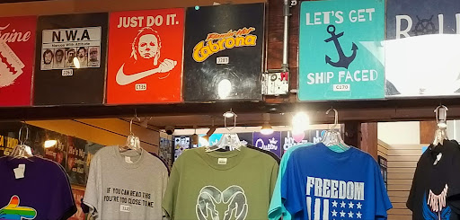 Gift Shop «World of Gifts», reviews and photos, 111 Broadway St # 17, Seaside, OR 97138, USA