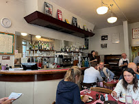 Atmosphère du Restaurant français Chez Nenesse à Paris - n°1