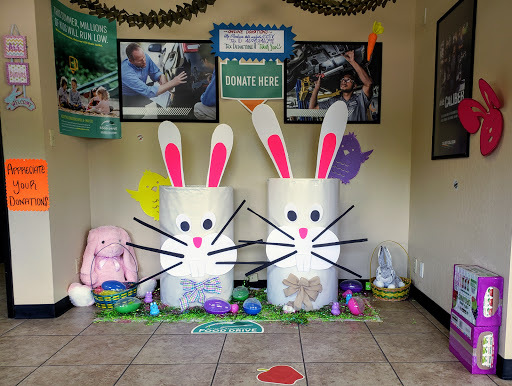 Auto Body Shop «Caliber Collision», reviews and photos, 177 E Evelyn Ave, Mountain View, CA 94041, USA