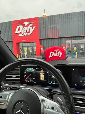 DAFY MOTO à Pierrelaye