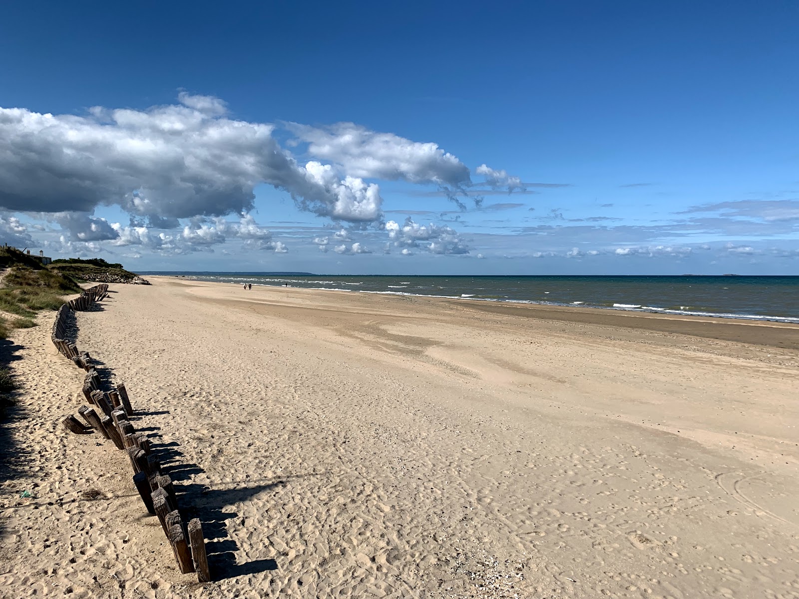 Photo of Utah Beach with bright sand surface