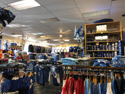 Sportswear Store «Kansas Sampler/Rally House Mission», reviews and photos, 6858 Johnson Dr, Mission, KS 66202, USA