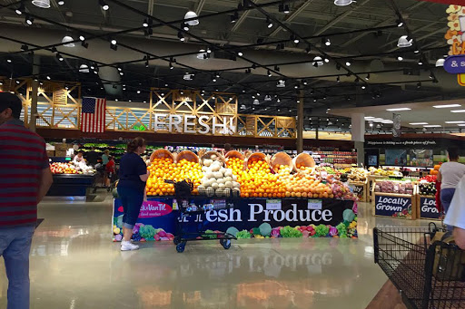 Grocery Store «Strack & Van Til», reviews and photos, 1515 US-41, Schererville, IN 46375, USA