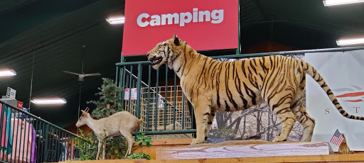 Gun Shop «Vance Outdoors», reviews and photos, 150 Arrowhead Dr, Hebron, OH 43025, USA