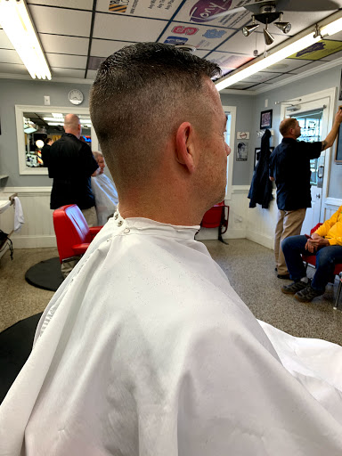 Barber Shop «South Hills Barber Shop», reviews and photos, 1303 Buck Jones Rd, Raleigh, NC 27606, USA