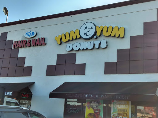 Yum Yum Donuts, 6804 De Soto Ave, Canoga Park, CA 91303, USA, 