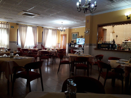Información y opiniones sobre Rocío Restaurante de Estación Férrea