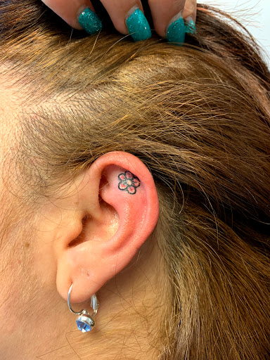 Explore hour glass tattoo ideas, creative tattoo ideas in Seymour, available at American Gypsy Tattoo Corp.