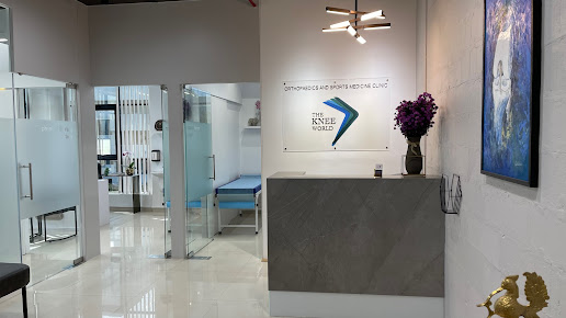 The Knee Klinik-Wanowrie - The Knee Klinik-Wanowrie