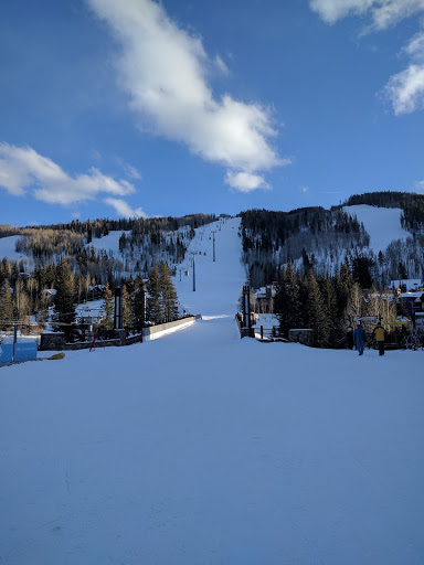 Ice Cream Shop «Haagen-Dazs Ice Cream Shop», reviews and photos, 675 Lionshead Pl, Vail, CO 81657, USA