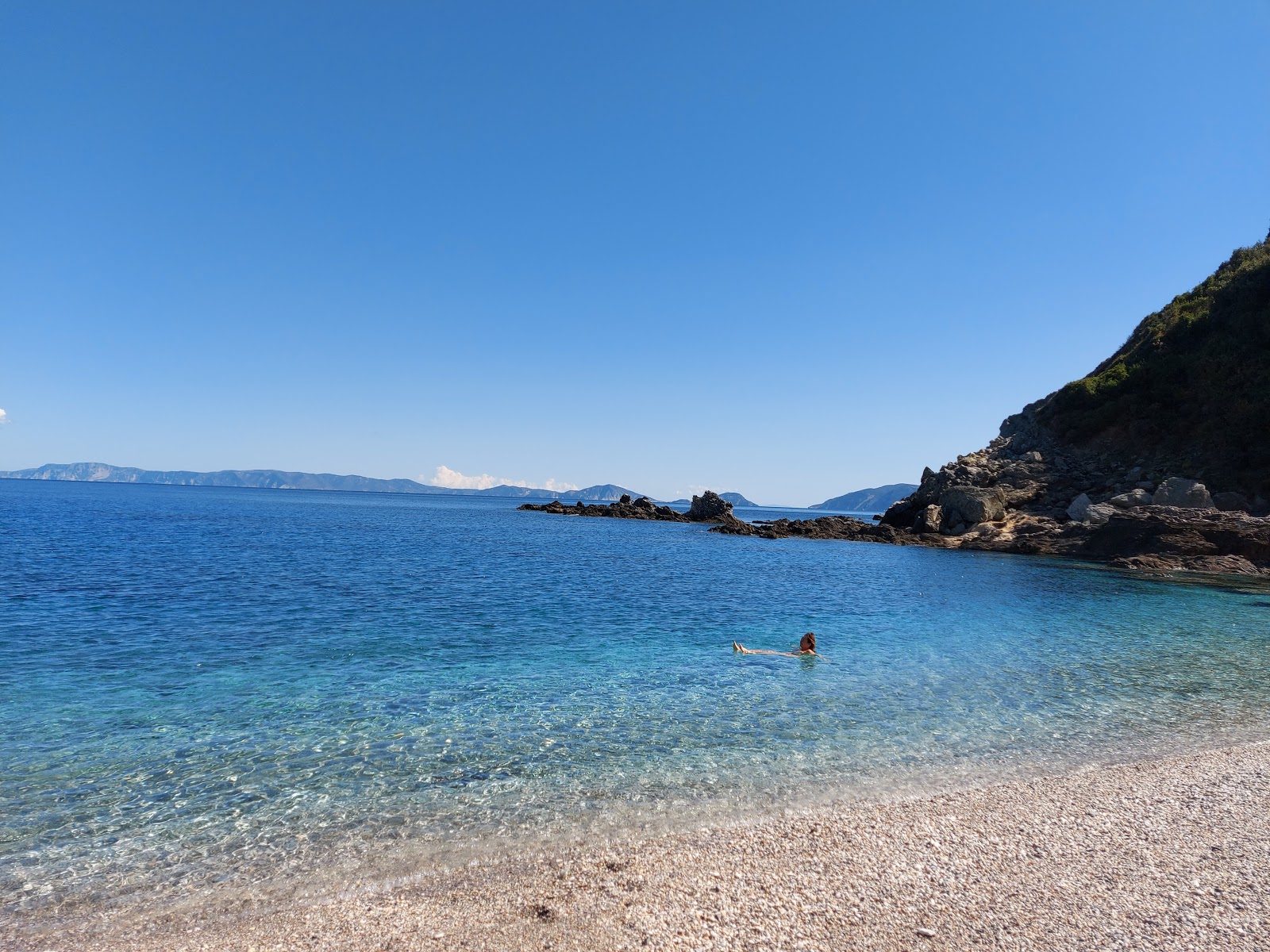 Photo de Marie beach avec petite baie