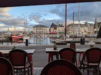 Atmosphère du Restaurant français L'Albatros à Honfleur - n°1