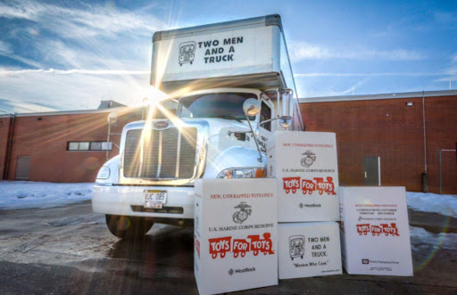 Moving and Storage Service «Two Men and a Truck», reviews and photos, 16308 107th Ave #2, Orland Park, IL 60467, USA