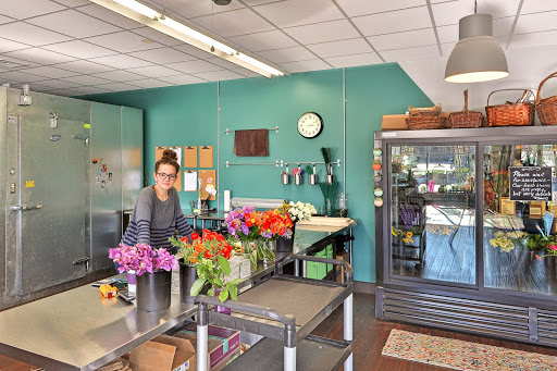 Florist «The Flower Mill», reviews and photos, 183 Dutton St, Lowell, MA 01852, USA