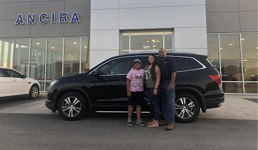 Ford Dealer «Ancira Ford», reviews and photos, 501 10th St, Floresville, TX 78114, USA