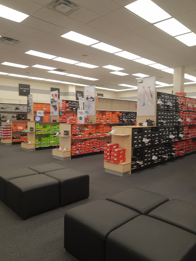 Shoe Store «Rack Room Shoes», reviews and photos, 1985 E Main St #1, Spartanburg, SC 29307, USA