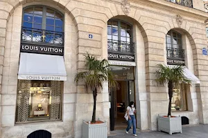 Louis Vuitton Maison Vendôme image
