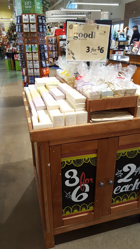 Grocery Store «Whole Foods Market», reviews and photos, 840 Willow Rd m, Northbrook, IL 60062, USA