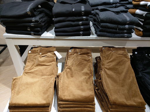 Stores to buy men's sweatpants Minsk