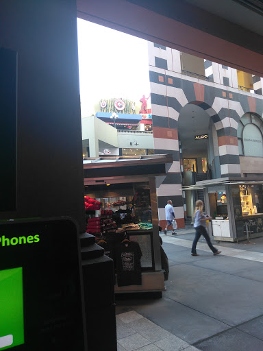 Shopping Mall «Westfield Horton Plaza», reviews and photos, 324 Horton Plaza, San Diego, CA 92101, USA