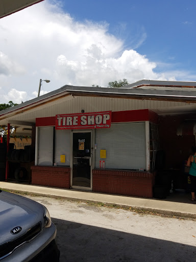 Tire Shop «The Tire Shop Of Plant City», reviews and photos, 1604 N Wheeler St, Plant City, FL 33563, USA