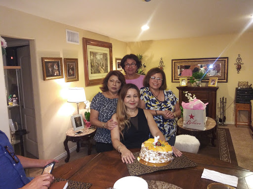 Shopping Mall «Mountain Green Shopping Center», reviews and photos, 357 S Mountain Ave, Upland, CA 91786, USA