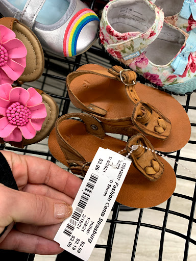 Consignment Shop «Fashion Cents Consignment», reviews and photos, 255 N Decatur St, Strasburg, PA 17579, USA