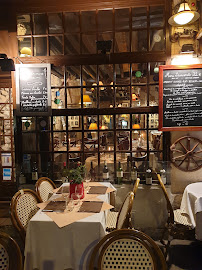 Atmosphère du Restaurant français La Maison de Verlaine à Paris - n°13