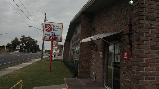 Thrift Store «Salvation Army Thrift Store», reviews and photos, 120 NW 10th St, Ocala, FL 34475, USA