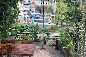 Pandhal Cafè & Deli image