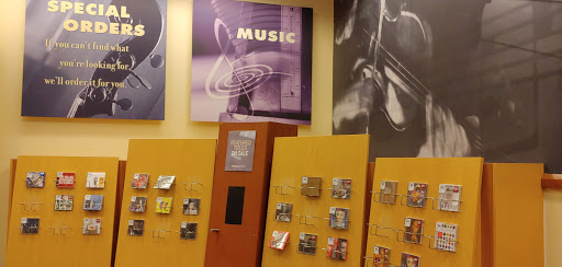 Book Store «Barnes & Noble Booksellers», reviews and photos, 118 E Broadway #238, Bloomington, MN 55425, USA