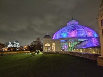 Buffalo and Erie County Botanical Gardens