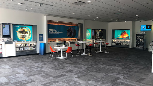 Cell Phone Store «AT&T», reviews and photos, 1500 Oakley Seaver Dr Suite 1, Clermont, FL 34711, USA